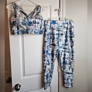 Freely Athletic Set - Sports Bra + Leggings - Tie Dye Blue And Pink